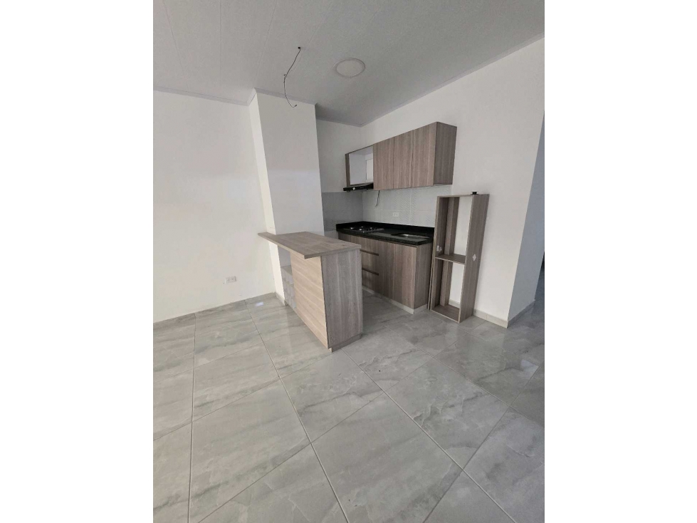 Venta edificio con apartaestudios y local comercial en barrio granada — foto 2