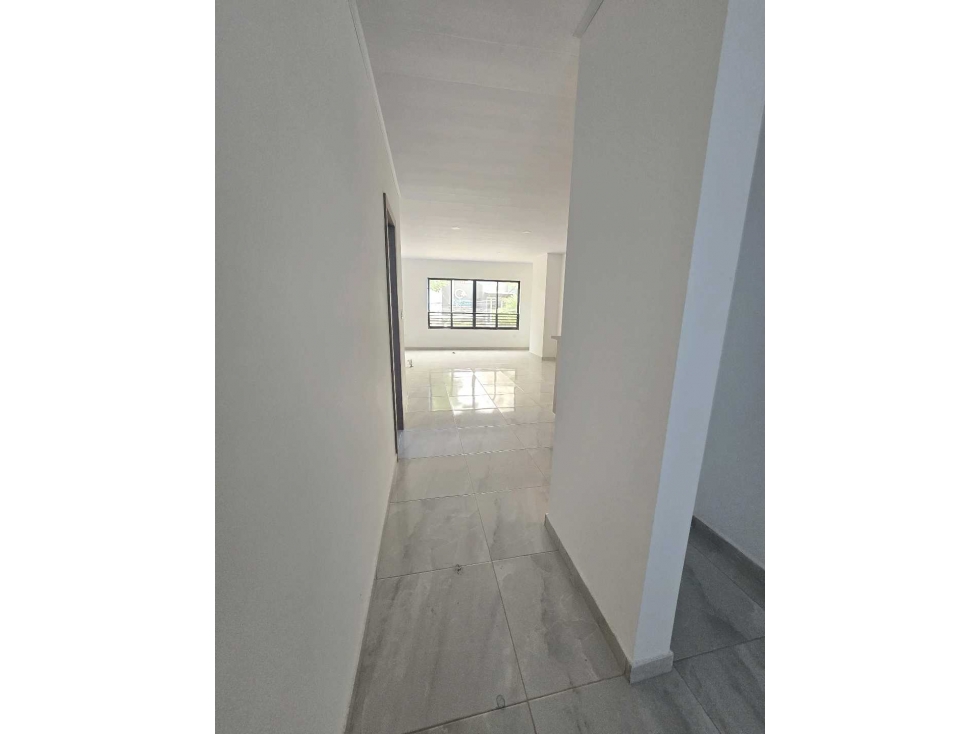 Venta edificio con apartaestudios y local comercial en barrio granada — foto 4