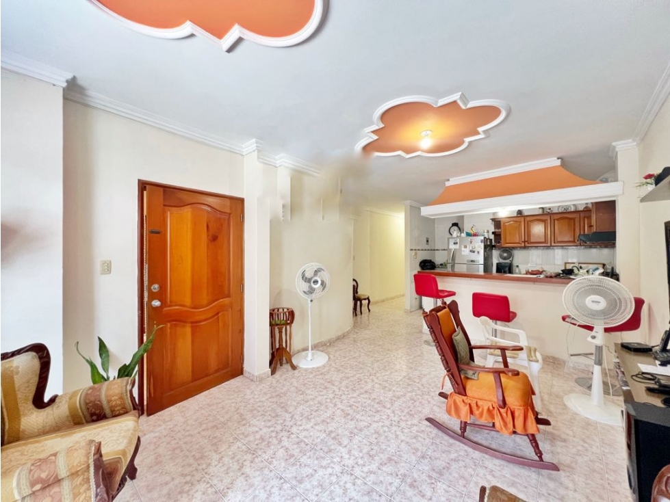 Venta edificio de 3 niveles y 6 apartamentos en ALAMEDA LA VICTORIA - 2