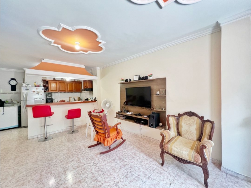 Venta edificio de 3 niveles y 6 apartamentos en ALAMEDA LA VICTORIA - 3