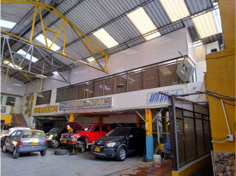 VENTA PERMUTA NAVECOMERCIAL BOGOTA COD7398013 - 3