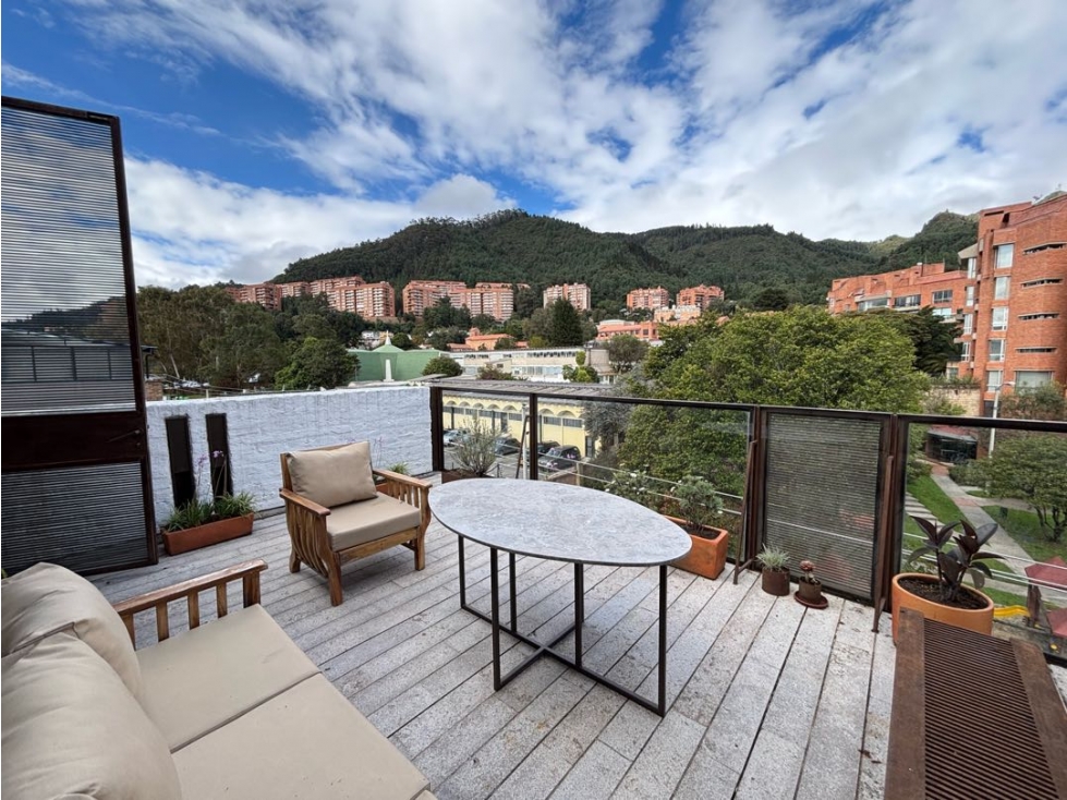 VENTA EDIFICIO 5 PISOS RENTANDO 408m2 -TERRAZA VISTA USAQUEN