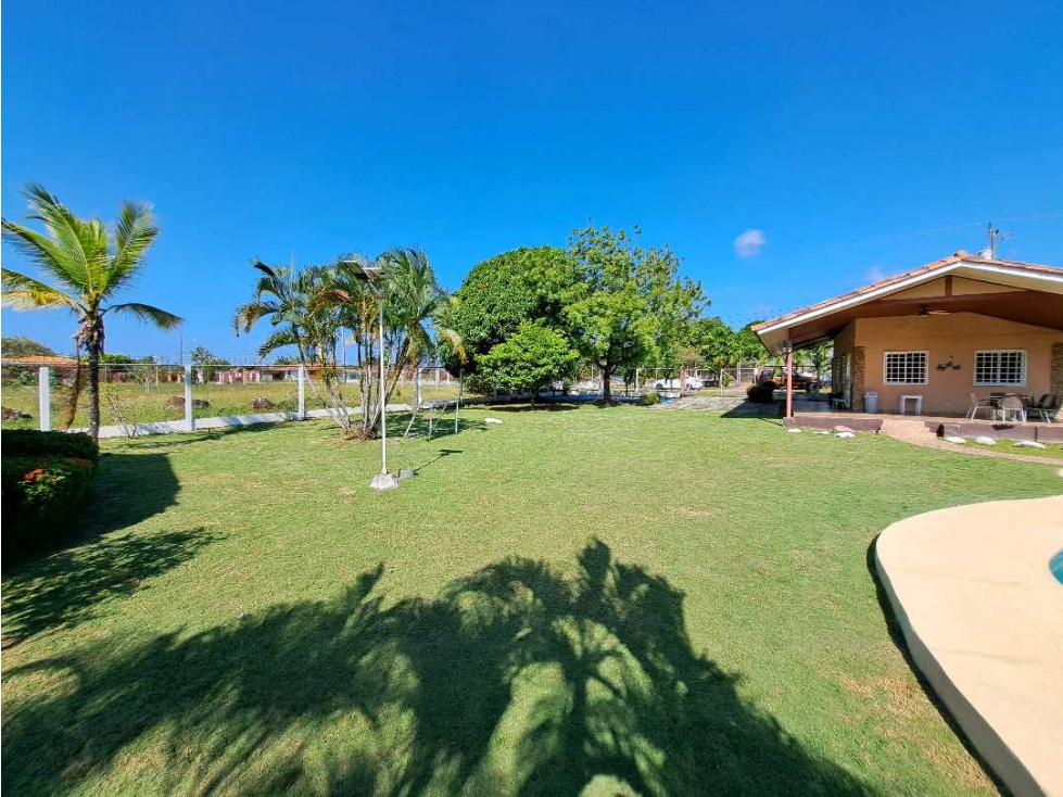 VENTA EN GORGONA, HERMOSA PROPIEDAD EN UN PARAISO ESCONDIDO