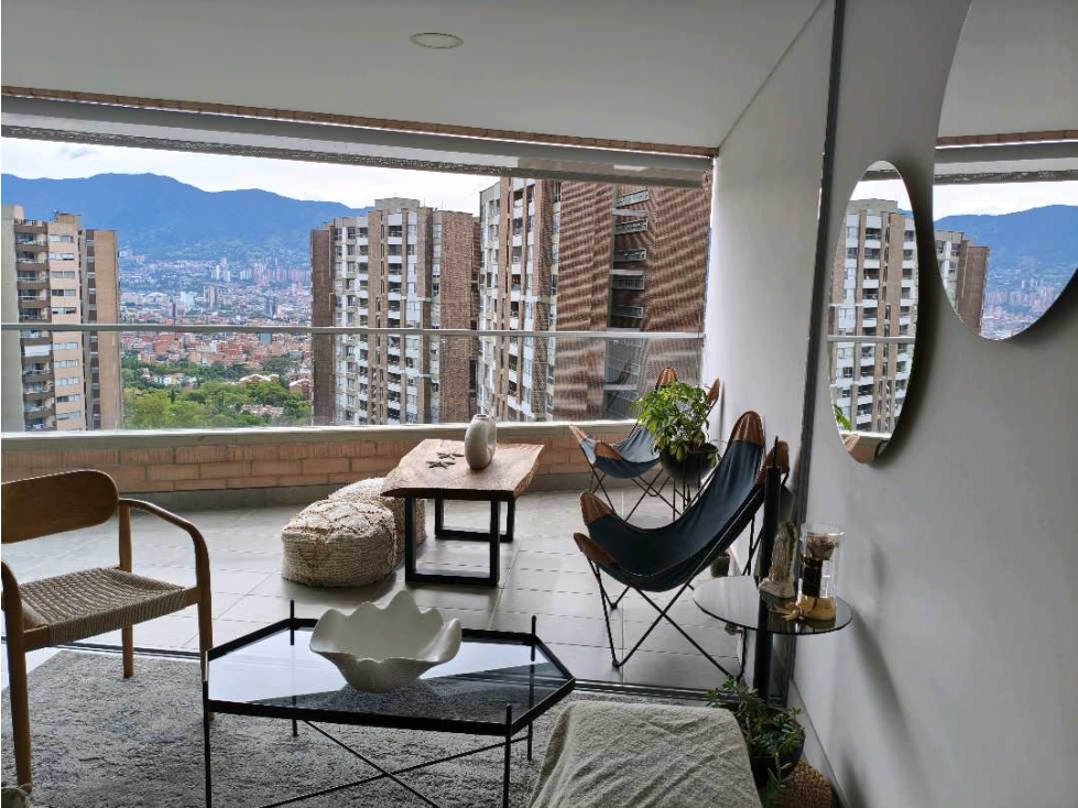 Venta Envigado loma el Chocho impecable 3 alcobas $930 millones — foto 2