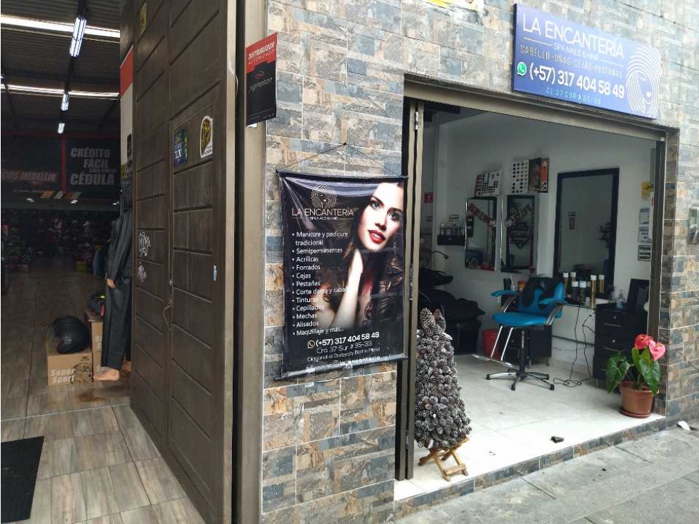Venta de espectacular Bodega en Envigado ,Vía principal - 2