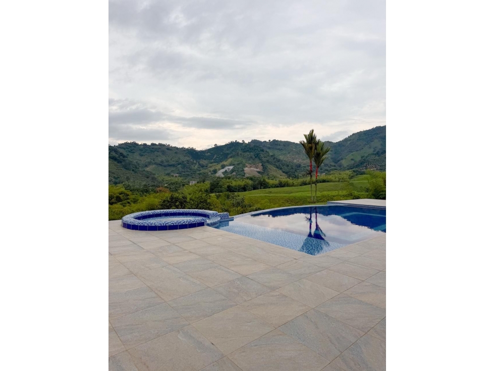 VENTA ESPECTACULAR, CASA CAMPESTRE CONDOMINIO COMBIA PEREIRA — foto 2