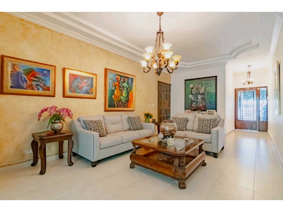 VENTA CASA CON PISCINA ESPECTACULAR LA LOMA HATO PINTADO NRR - 2