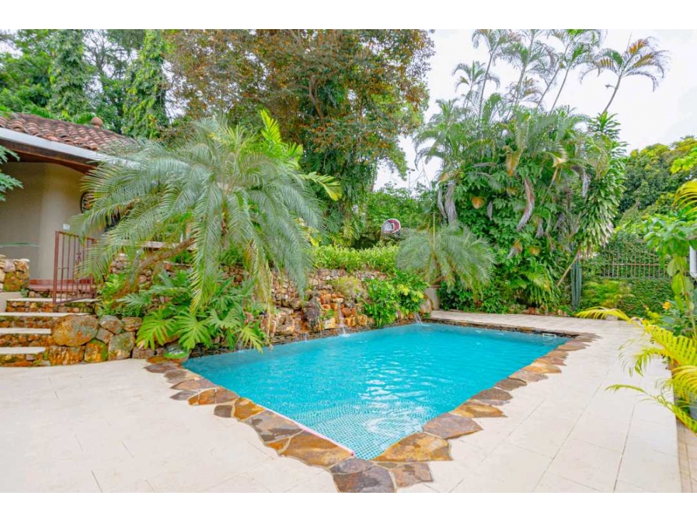 VENTA CASA CON PISCINA ESPECTACULAR LA LOMA HATO PINTADO NRR - 1