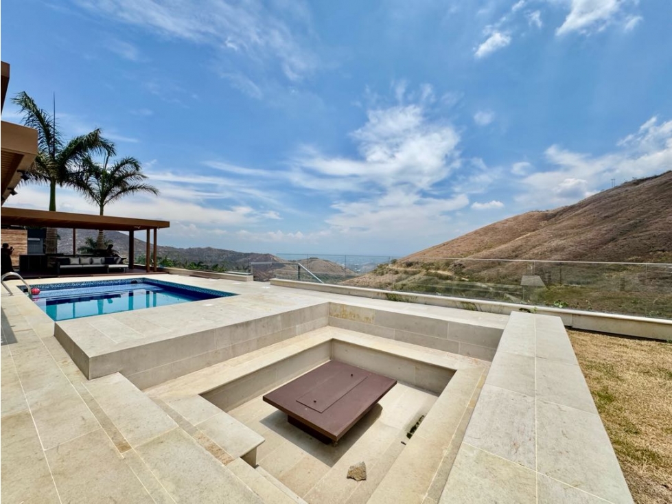 Venta espectacular casa en medio dapa — foto 3