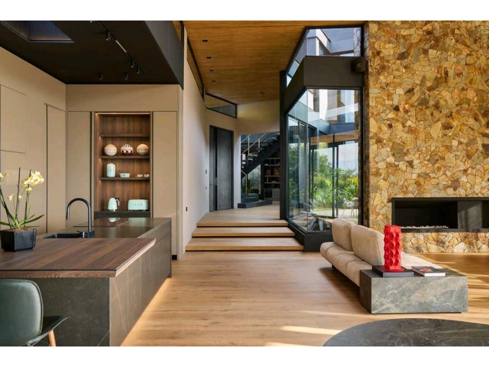 Venta espectacular casa Loma del Chocho Envigado — foto 4