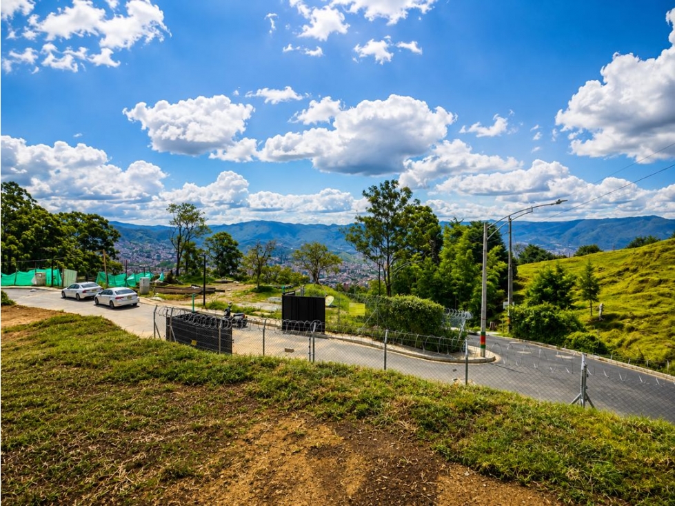 Venta espectacular, Lote en la loma del chocho Envigado — foto 4