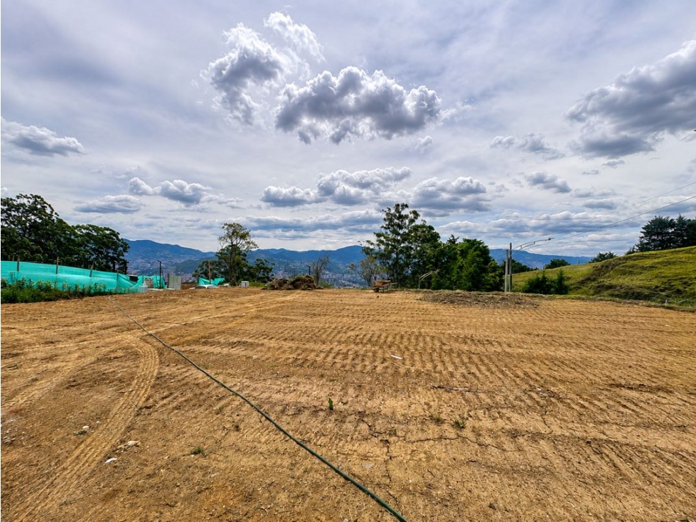 Venta espectacular, Lote en la loma del chocho Envigado — foto 2