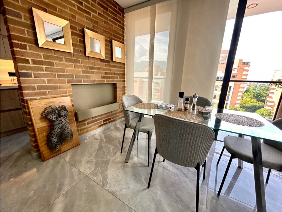 VENTA DE PENTHOUSE EN CONQUISTADORES CON TERRAZA Y LICENCIA — foto 4
