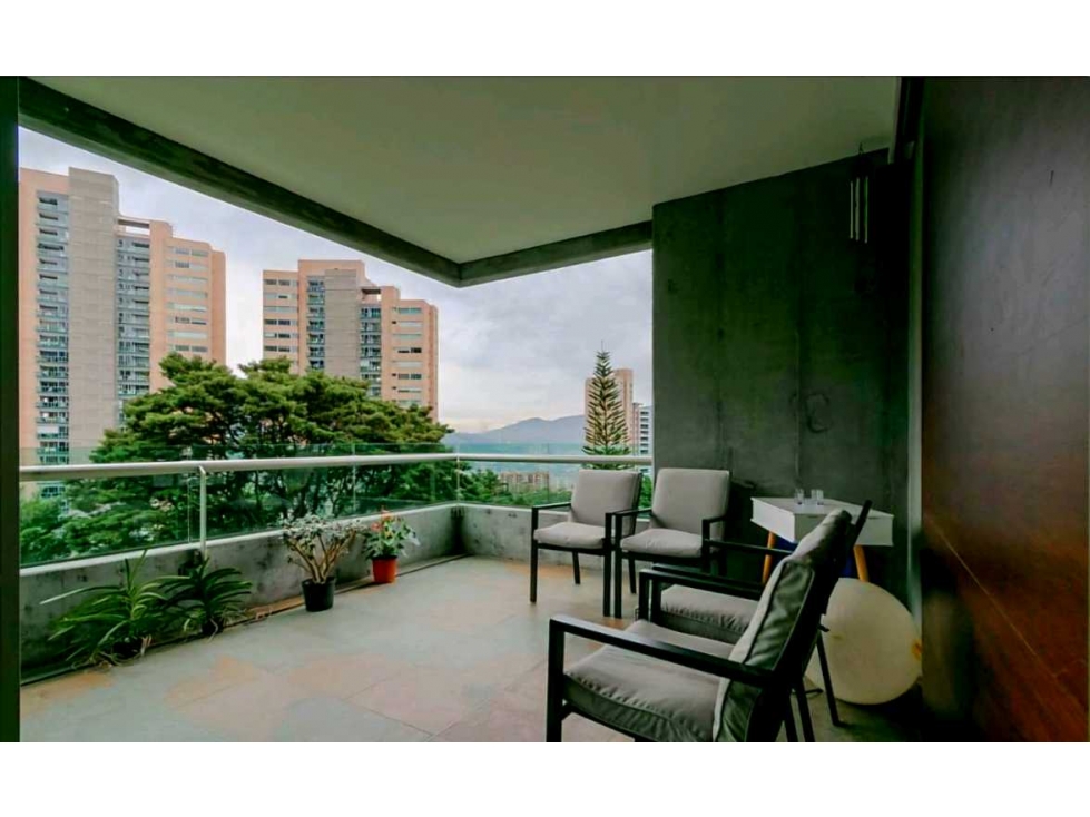 Venta excelente apartamento poblado sector balsos — foto 2