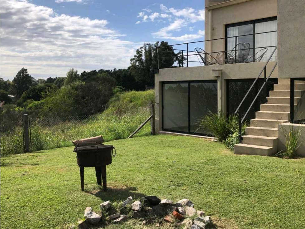 Venta excelente casa Barrio Uncas - 2
