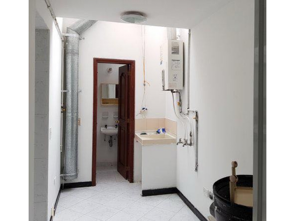 ARRIENDO EXCELENTE CASA ESQUINERA 248m2 BELMIRA — foto 6