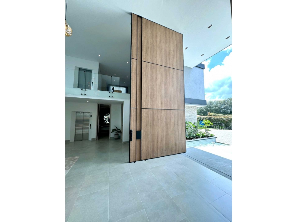 Venta exclusiva casa en Llanogrande
