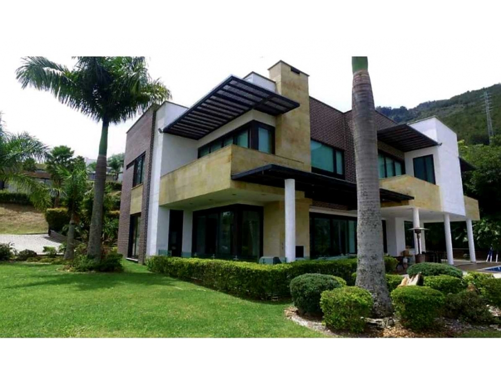 Venta Exclusiva casa vía palmas antes del alto piscina-bosque — foto 3