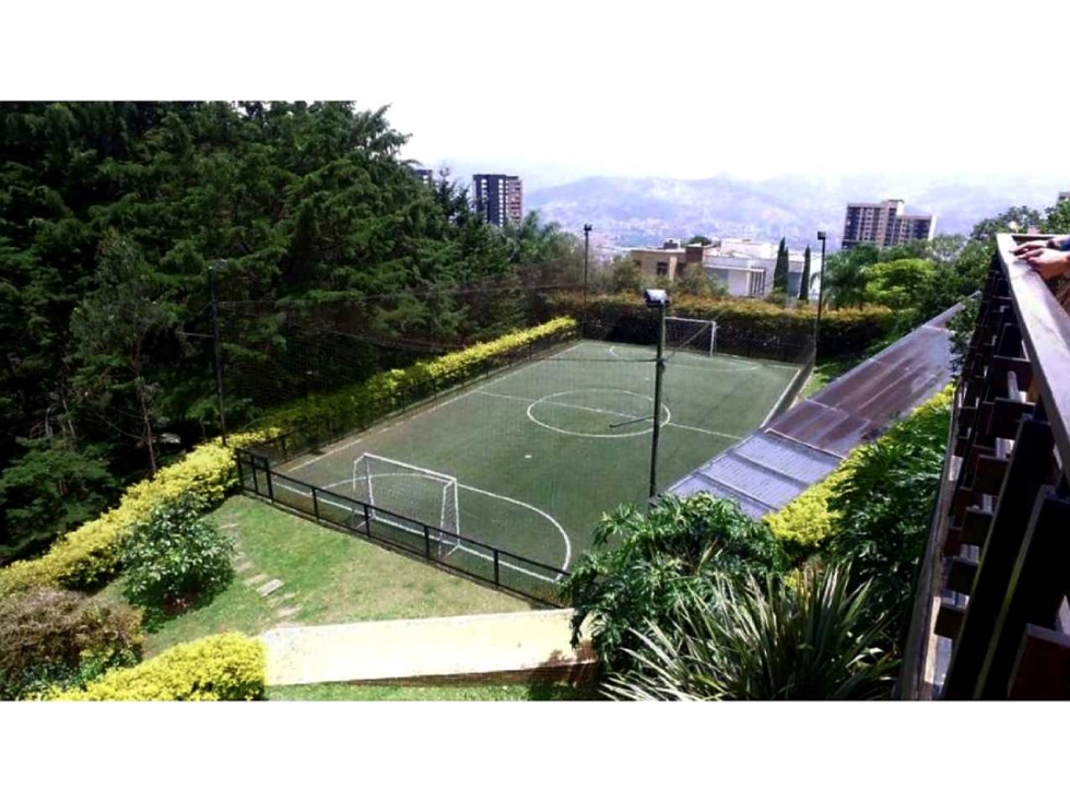 Venta Exclusiva casa vía palmas antes del alto piscina-bosque — foto 4