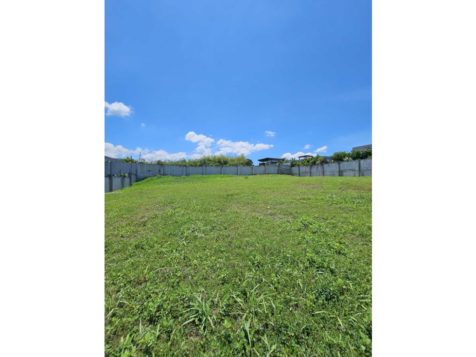 Venta exclusivo lote residencial en Malabar Cerritos — foto 3