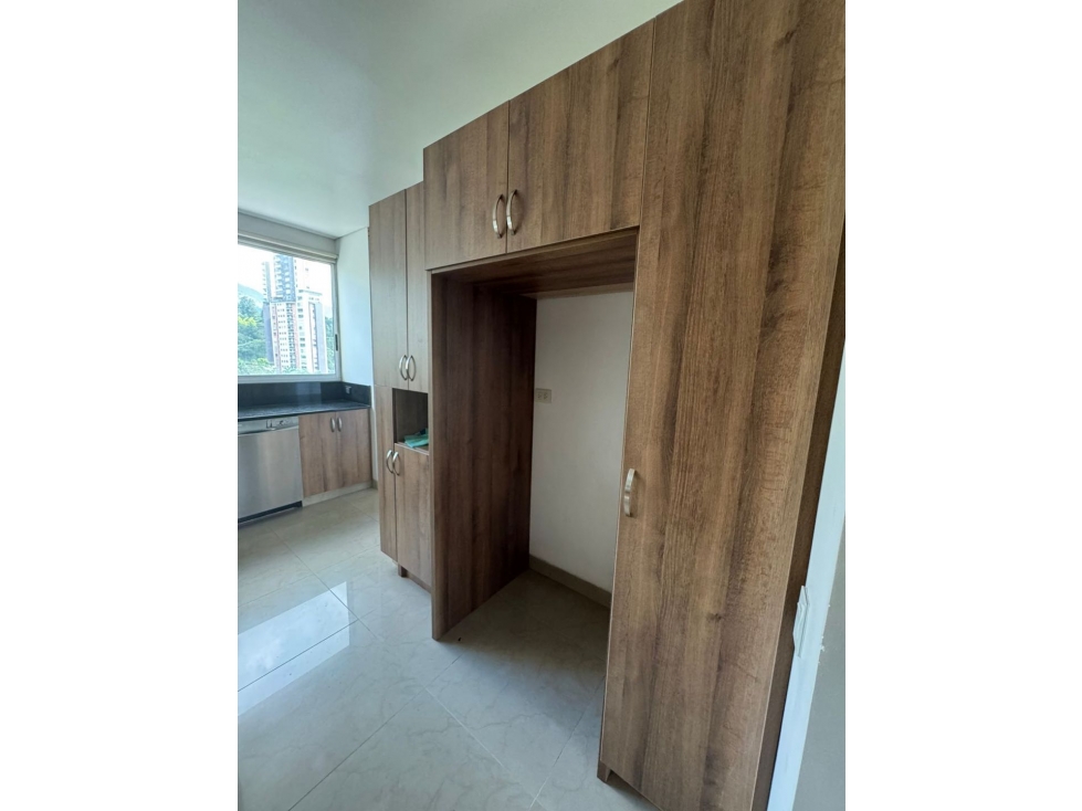 Venta Exlusivo Apartamento Los Balsos Medellín Antioquia — foto 5