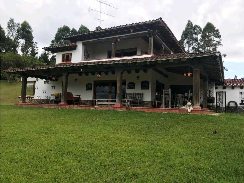 Venta extraordinaria finca llano grande sector el tablazo - 3