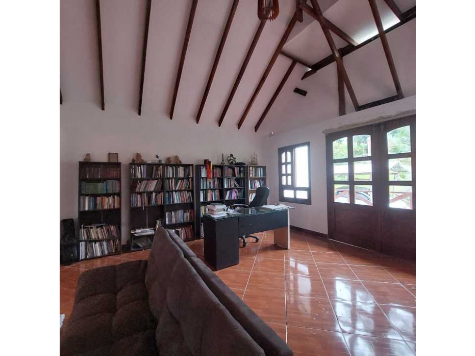 Venta Casa en la Venta Cajibío - Popayán terreno de 10.240Mts - 4