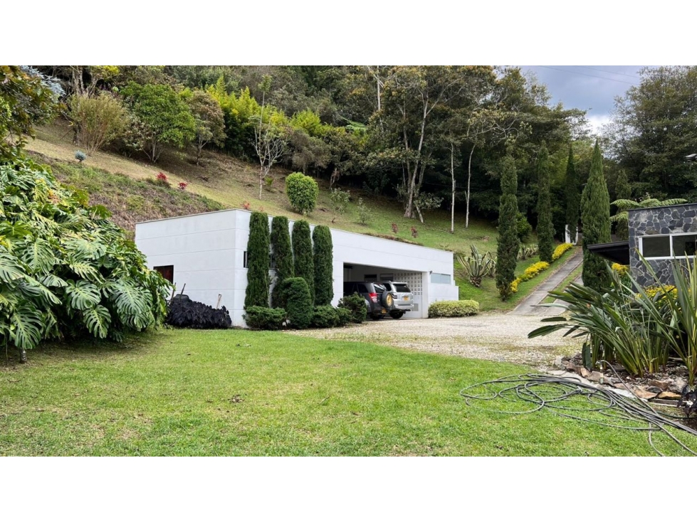 Venta casa campestre moderna en Rionegro, sector El Tablazo — foto 2