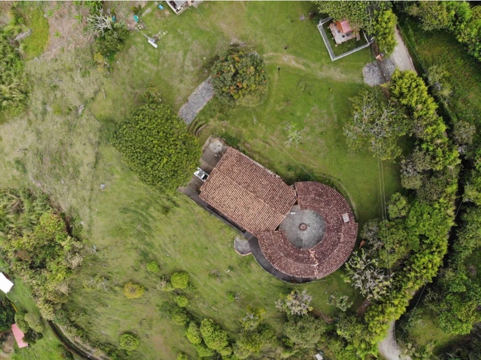 Finca en Venta con caballerizas en Girardota