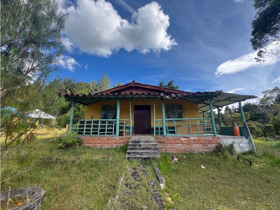 Finca en Venta en Santa Elena, 4 casas y bosque privado.A5min del parq — foto 2