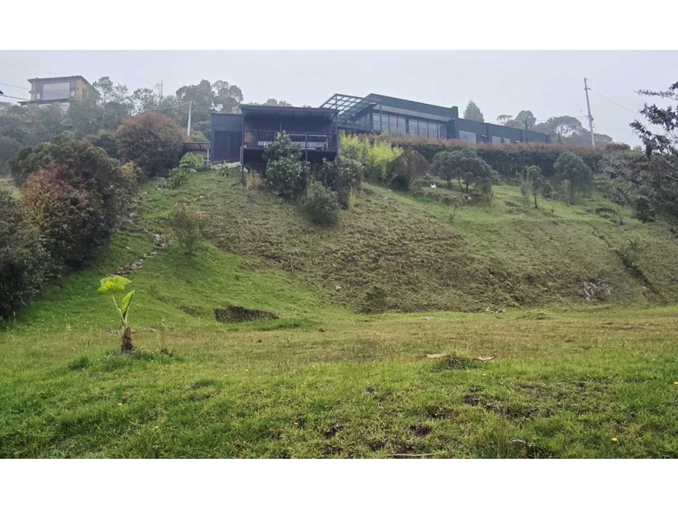 VENTA FINCA EN LA CATEDRAL 2700 M2 ENVIGADO - CALDAS — foto 3