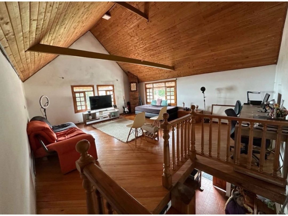 Venta FINCA en SANTA ELENA con
Casa principal + cabaña independiente - 6