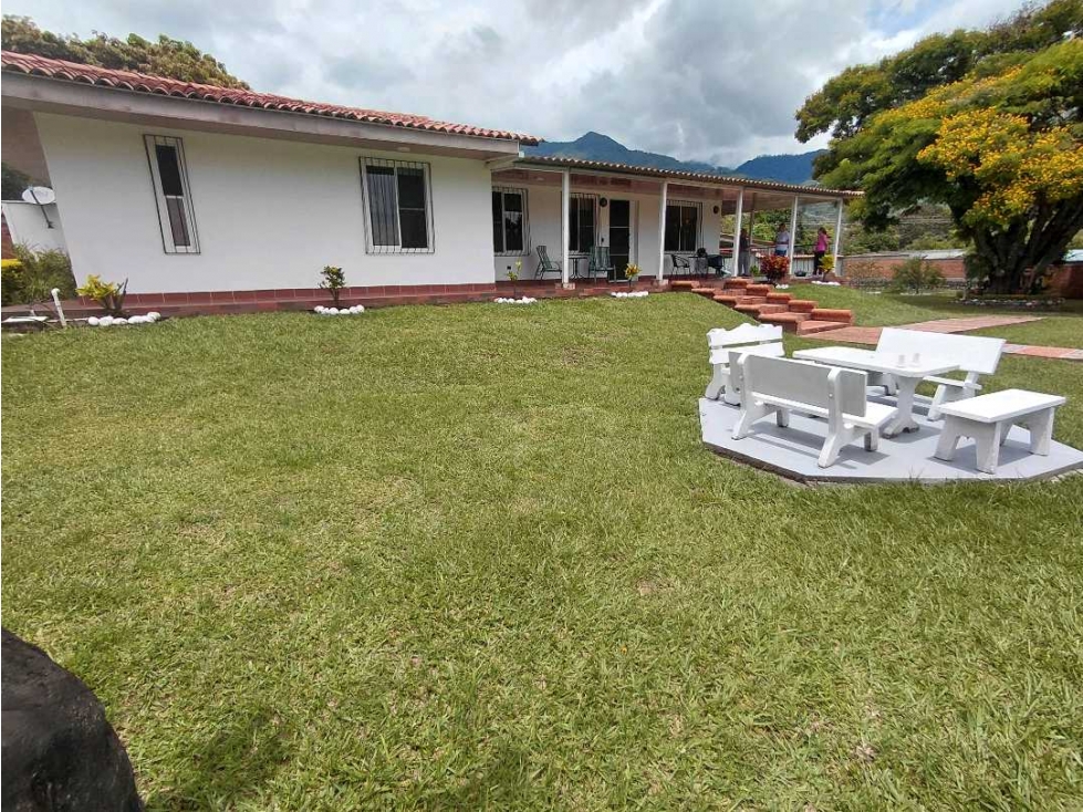 VENTA CASA CAMPESTRE EN LOMITAS PRADERA - 3