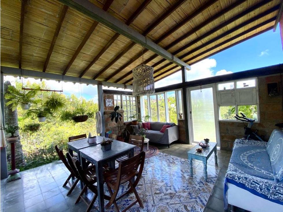 Venta finca; lote con dos casas en la vía a El Carmen de Viboral. — foto 4