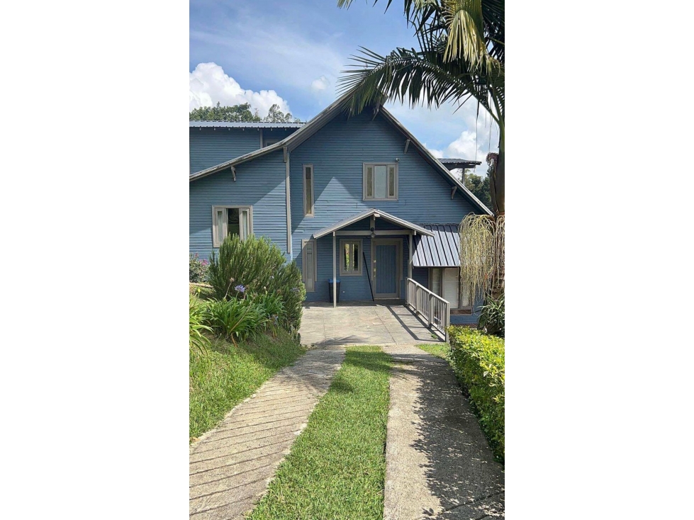 Venta FINCA RIONEGRO- Casa de lujo- vereda CUCHILLAS