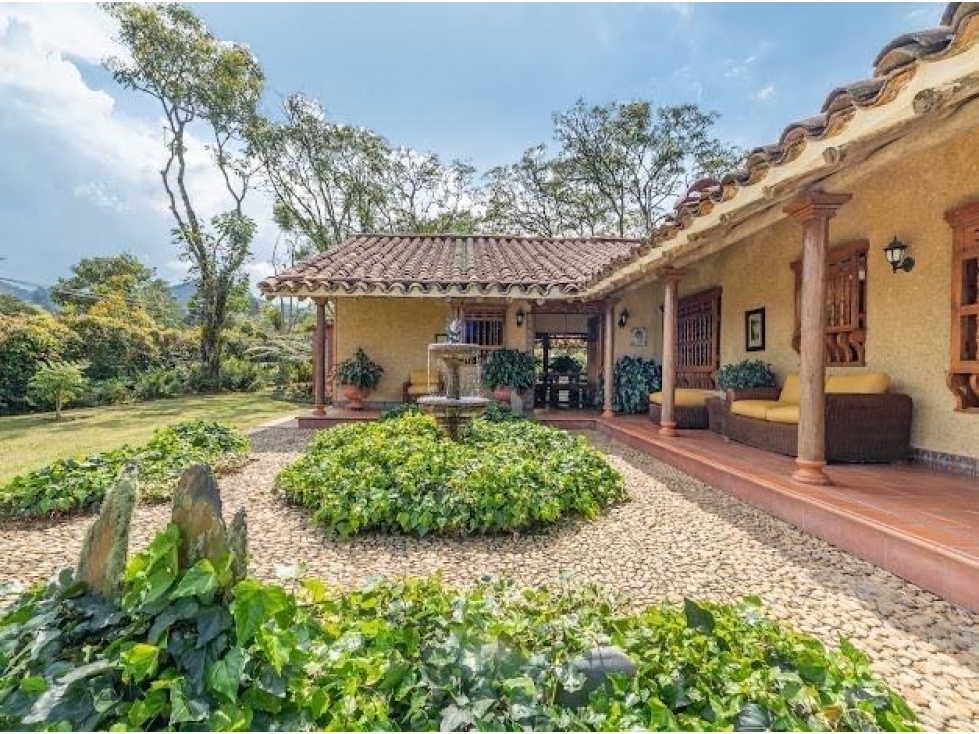 VENTA FINCA RIONEGRO / LLANOGRANDE / CABECERAS / 10 MIN CLUB CAMPESTRE