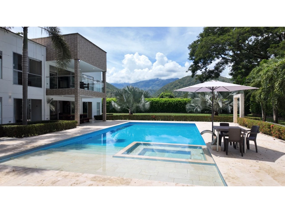 VENTA FINCA SOPETRAN VIA SAN NICOLAS