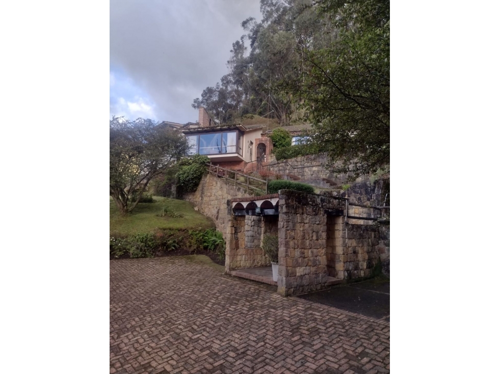 VENTA FLORESTA DE LA SÁBANA CASA 340mts $1.800 M - 1