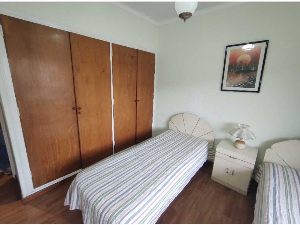 VENTA GRAN CHALET EN PARQUE LURO 5 AMB. CON COCHERA - 4