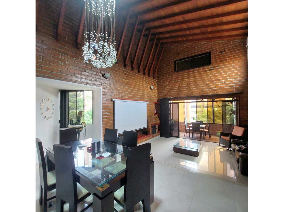 VENTA GRAN PENT HOUSE DUPLEX. EL POBLADO TRANSV. INF. CON LOS GONZÁLEZ
