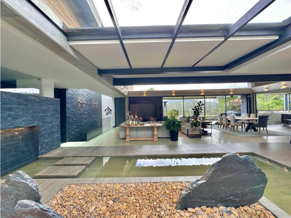 Venta hermosa casa 1 nivel Alto de las palmas. — foto 3
