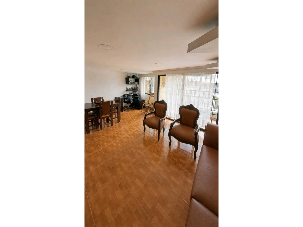 VENTA HERMOSA CASA 2P. BELÉN MIRAVALLE. (BJ) MEDELLÍN — foto 3