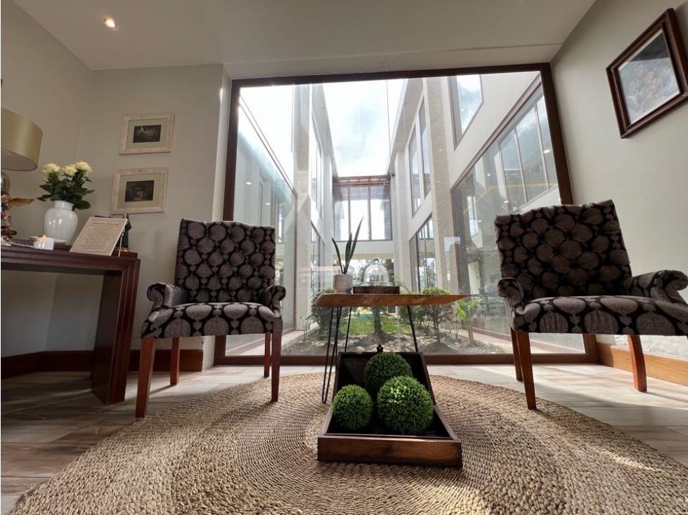 OPORTUNIDAD Venta hermosa casa 4 dorm. Calderón LUJO — foto 4