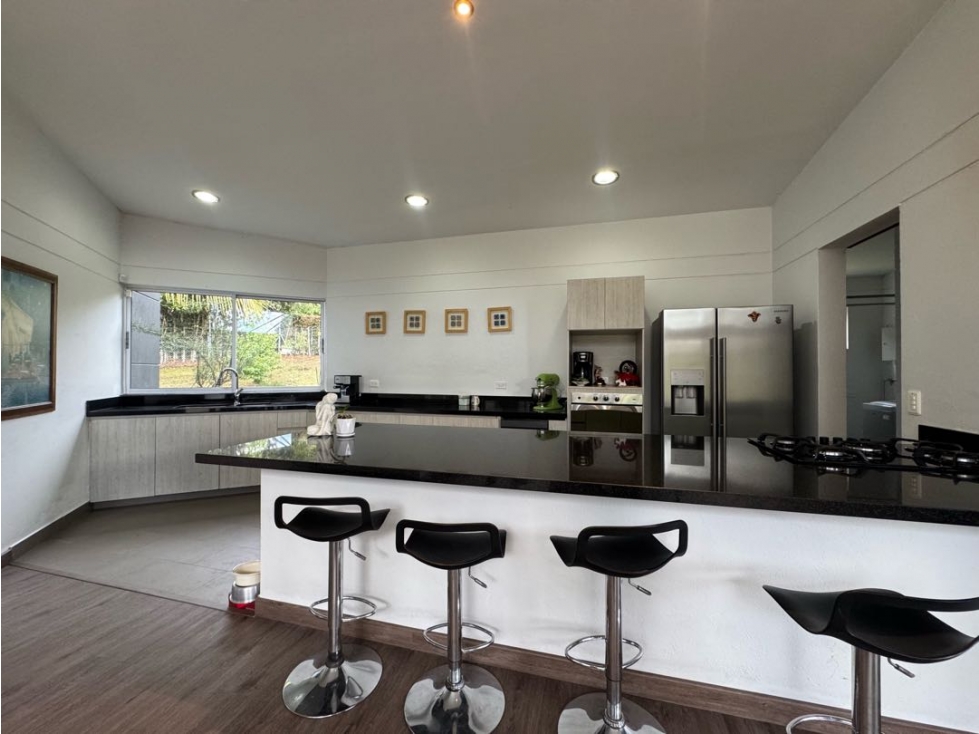 VENTA HERMOSA, CASA, CAMPESTRE EN EL ALTO DE LA ESCOBERO — foto 6