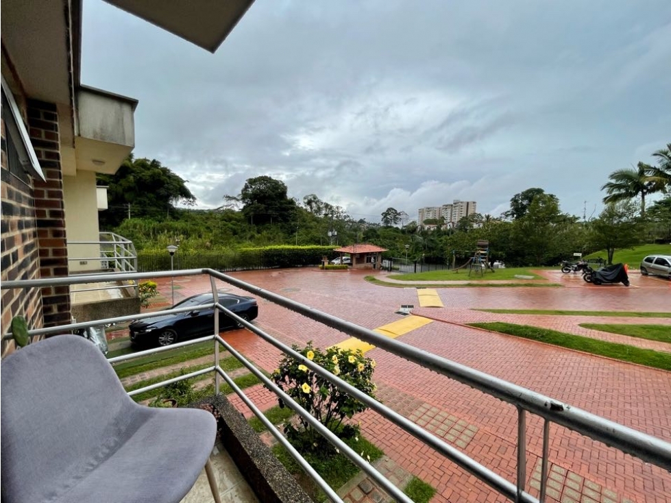 VENTA HERMOSA CASA CONJUNTO CERRADO ALAMOS PEREIRA — foto 2