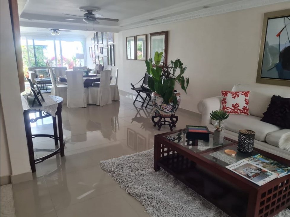 VENTA HERMOSA CASA EN ALTOS DE PANAMÁ - 3