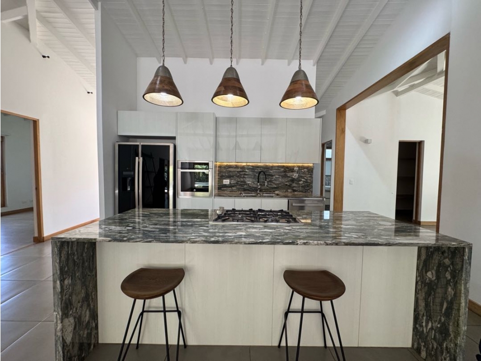 Venta hermosa casa en llano grande — foto 6