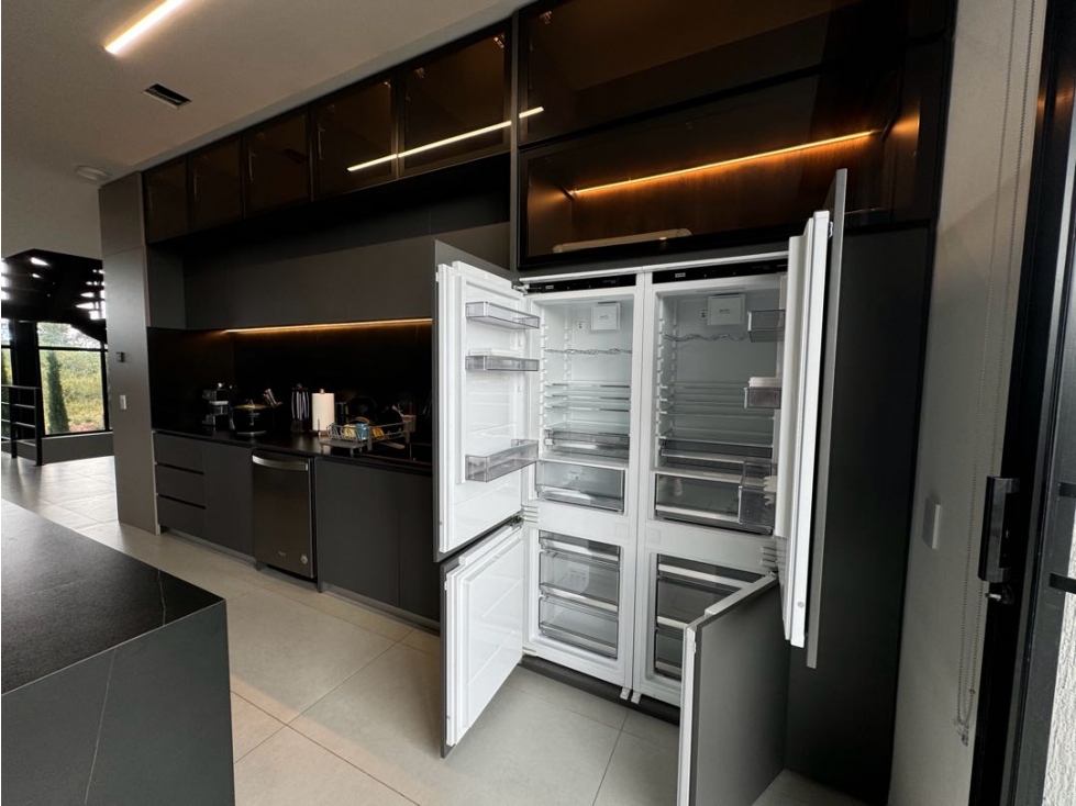 Venta moderna casa en loma del escobero — foto 6