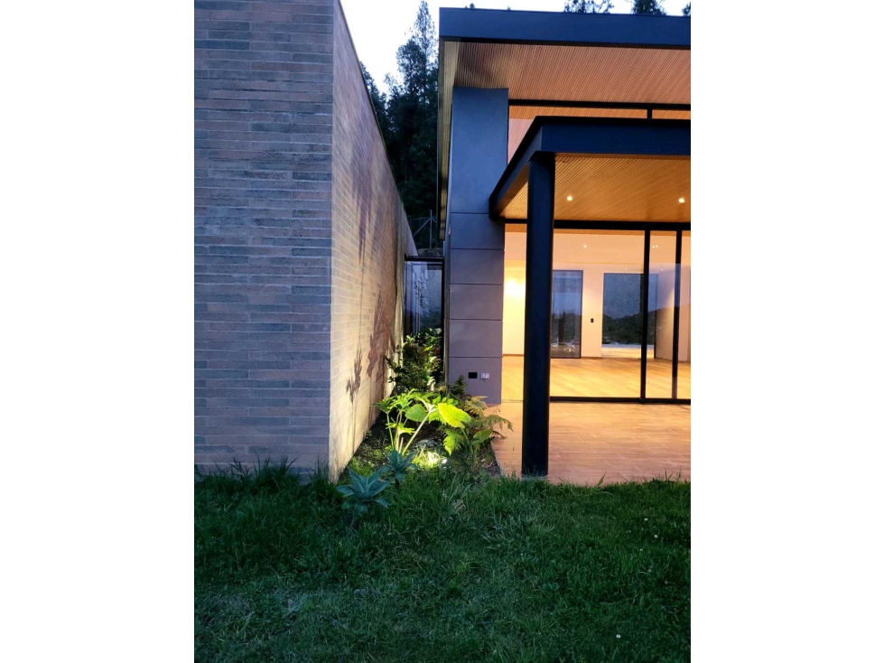 Venta hermosa casa loma del escobero — foto 4