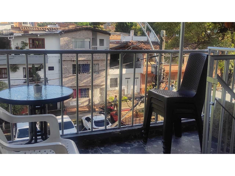 VENTA HERMOSA CASA (P3) BELÉN MIRAVALLE. (BJ) MEDELLÍN — foto 4